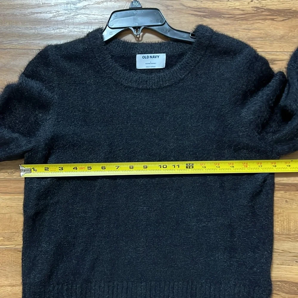 Ladies Black Eyelash Sweater Size Large NWOT - Picture 3 of 5